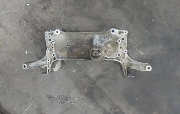 Volkswagen PASSAT B6 Front subframe 3C0199369H