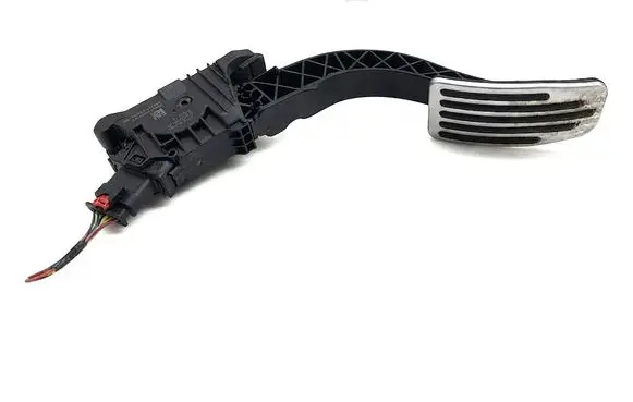 Tesla Model Y Accelerator throttle pedal 762321156534