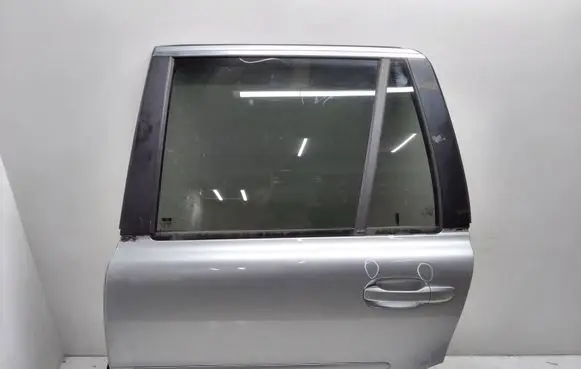 Volvo XC90 Rear door