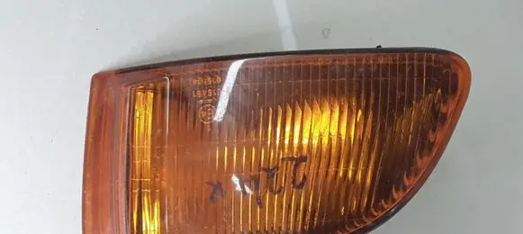 Mitsubishi Galant Front indicator light 0454365 P0555