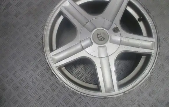 Fiat Croma R16 alloy rim 