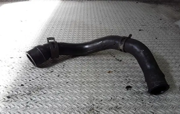 Breather/breather pipe/hose