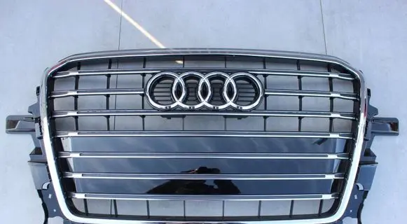 Audi Q5 SQ5 Front bumper upper radiator grill 8R0853651AN