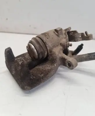 Volkswagen Jetta V Rear brake caliper NB279