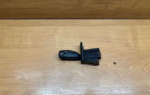 BMW 5 E39 Steering wheel adjustment switch 8373901 LK01800000