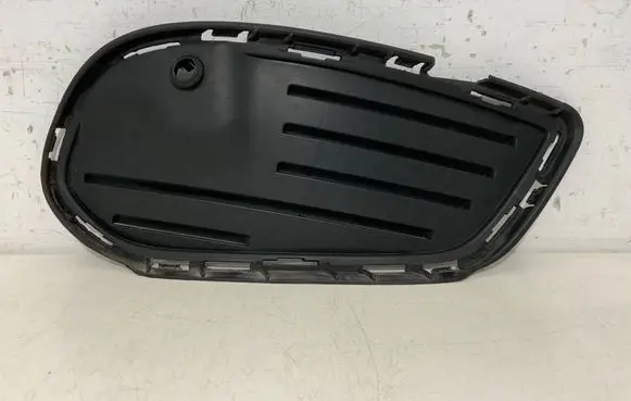 Mercedes-Benz C W205 Front bumper lower grill A2058854123