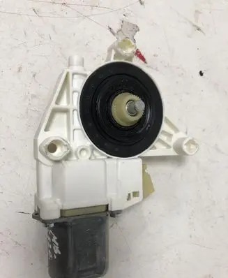 Mercedes-Benz C AMG W204 Rear door window regulator motor A2048200542