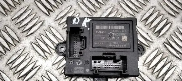 Volvo V70 Door control unit/module 31343025AC