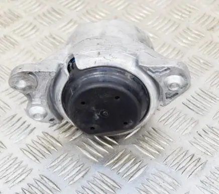 Mercedes-Benz GLC X253 C253 Engine mount bracket 901232
