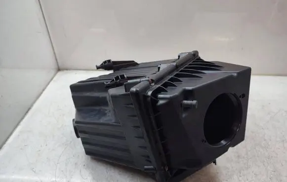 Land Rover Discovery Sport Air filter box GJ329A612AB