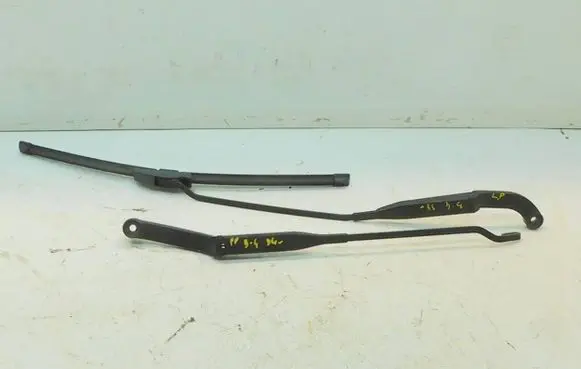 Audi 80 90 S2 B4 Front wiper blade arm