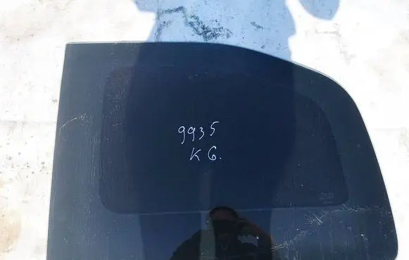 Citroen Berlingo Rear side window as2