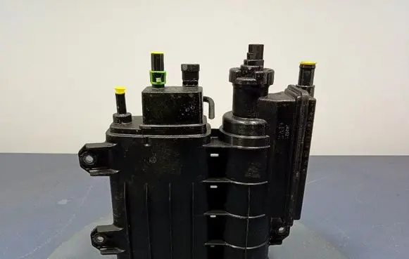 Mazda CX-5 Active carbon filter fuel vapour canister 