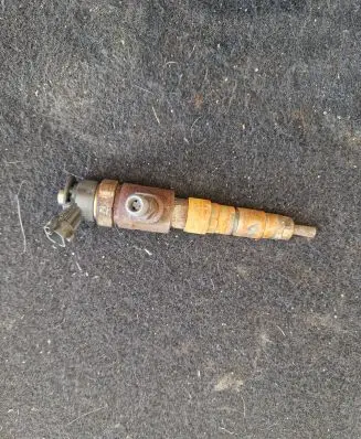 Ford Grand C-MAX Fuel injector 0445110489