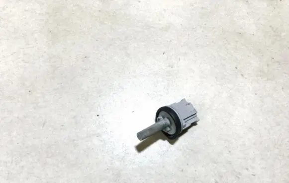 Volkswagen Golf IV Interior temperature sensor 1j0907543b