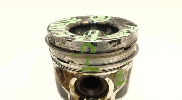 Ford Focus Piston 75L146