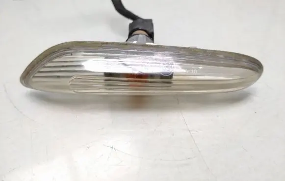 BMW 5 E60 E61 Front fender indicator light 6923920