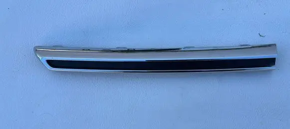 Suzuki Ignis Front bumper splitter molding 7212662r1