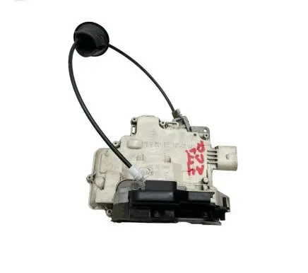 Audi A4 S4 B7 8E 8H Front door lock 8E1837016AA