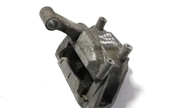 Volkswagen Tiguan Engine mount bracket 5N0199262E
