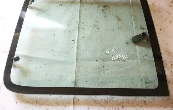 Citroen Berlingo Rear side window as2