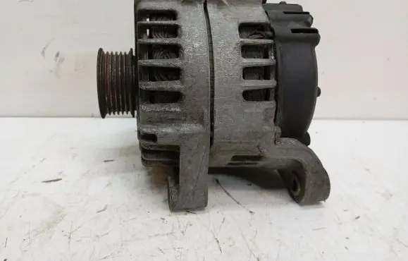BMW 1 E81 E87 Generator/alternator FG18S019 2543461B 7802261