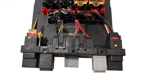 Volkswagen PASSAT B6 Comfort/convenience module 3C8937049E H54S2602 F005V00745