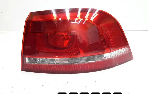 Volkswagen PASSAT B7 Rear/tail lights 3af945096e