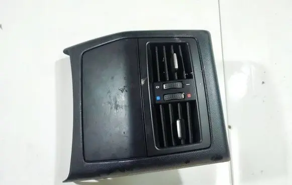 BMW 3 E90 E91 Dash center air vent grill 51167132381 58450713
