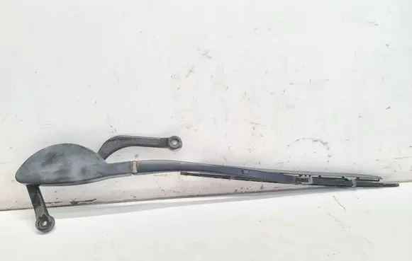 BMW 5 E39 Front wiper blade arm 8209880 102087