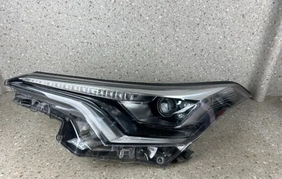 Toyota C-HR I Headlight/headlamp 81150F4071 17665F 04042018