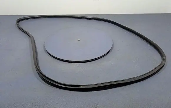 Hyundai ix35 Front door rubber seal