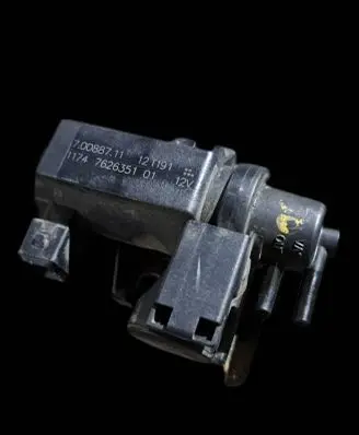 BMW M6 Electromagnetic valve 1174762635101