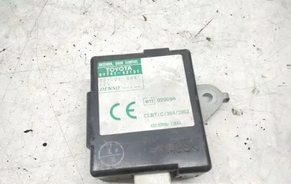 Toyota RAV 4 (XA20) Door central lock control unit/module 8974142151