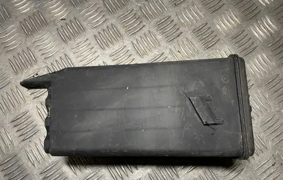 Opel Omega B1 Active carbon filter fuel vapour canister 90466269