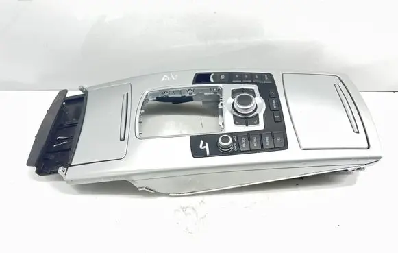 Audi A6 S6 C6 4F Center console 4F2864261 4F2862533A