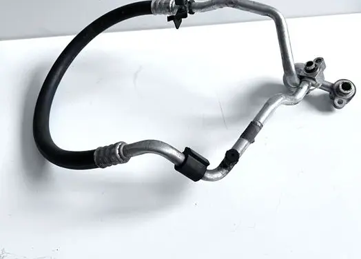 Jaguar XF X250 Air conditioning (A/C) pipe/hose CX2319N602FA C2Z13558