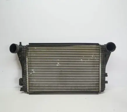 Skoda Octavia Mk2 (1Z) Intercooler radiator 1K0145803S