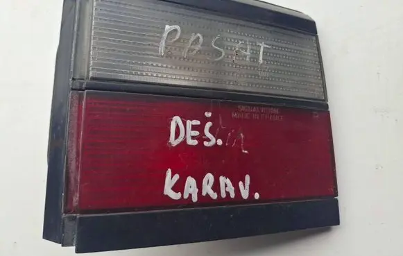 Volkswagen PASSAT B3 Tailgate rear/tail lights 333945108