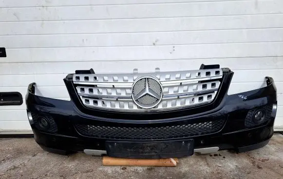 Mercedes-Benz ML W164 Front bumper A1648880241