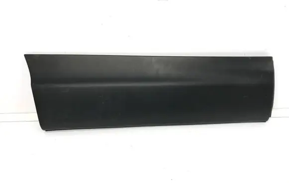 Nissan Qashqai Rear door trim (molding) 828704EA0A