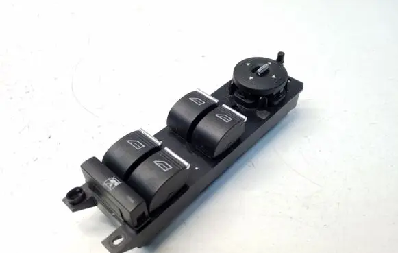 Ford Focus Electric window control switch AM5T14A132CA 10020922