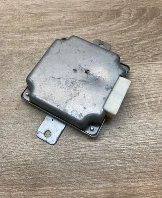 Fiat Sedici Gearbox control unit/module 3888579J10 MZ15702 79J0
