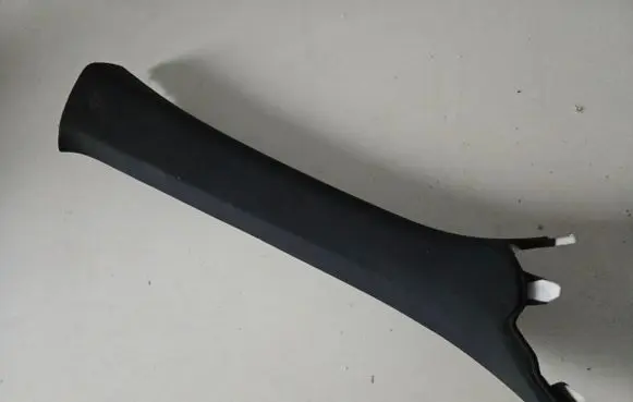 Jaguar F-Type (B) pillar trim (top) 6221024081