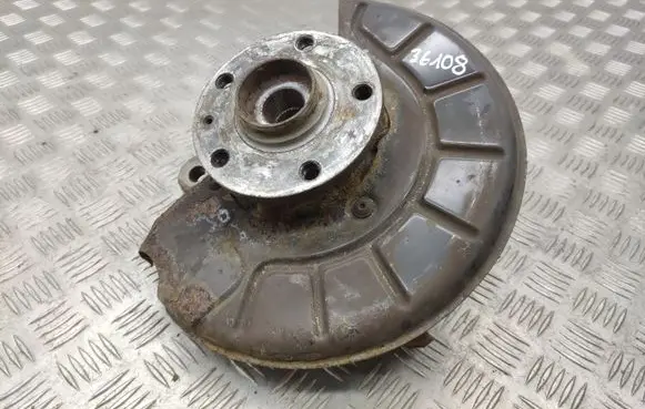 Volkswagen Touran II Front wheel hub