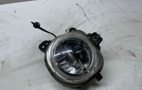 BMW X3 F25 Front fog light 7317251 7560200000 291115