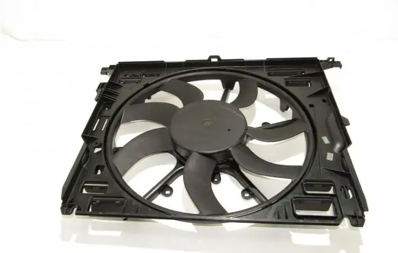 BMW 5 GT F07 Radiator cooling fan shroud 7726013524