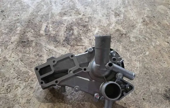 Renault Twingo I Water pump 7701467642