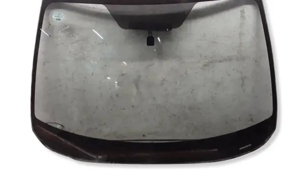 Subaru Impreza II Front windscreen/windshield window 