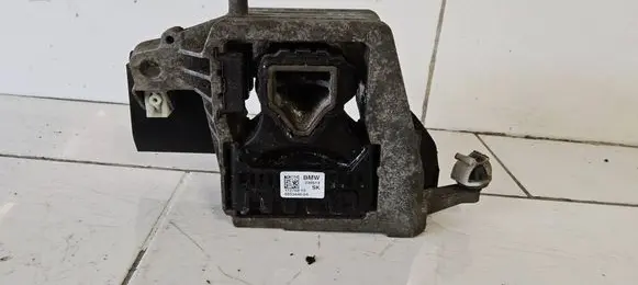 BMW X1 F48 F49 Engine mount bracket 17276810 6853446